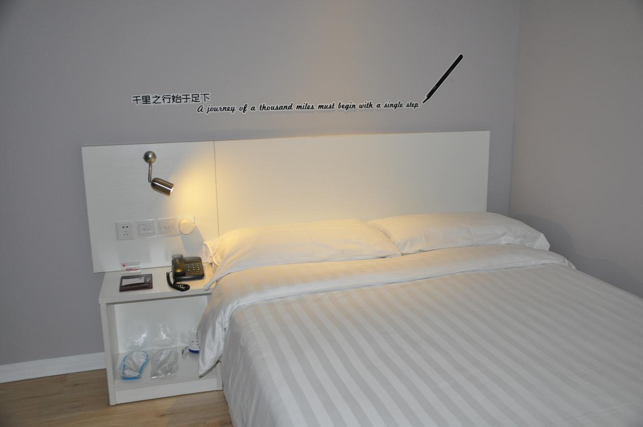 Motel Shenzhen Futian Kou'An Guihua Road Екстериор снимка